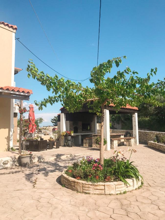 Villeta Nikol “Νηνεμία” Lixouri Exterior photo