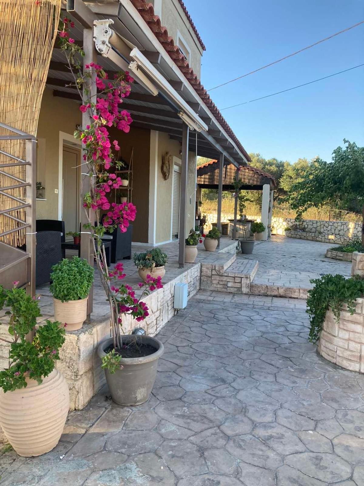 Villeta Nikol “Νηνεμία” Lixouri Exterior photo